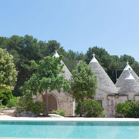 Trullo Tre Corbezzoli, Holiday home Ostuni