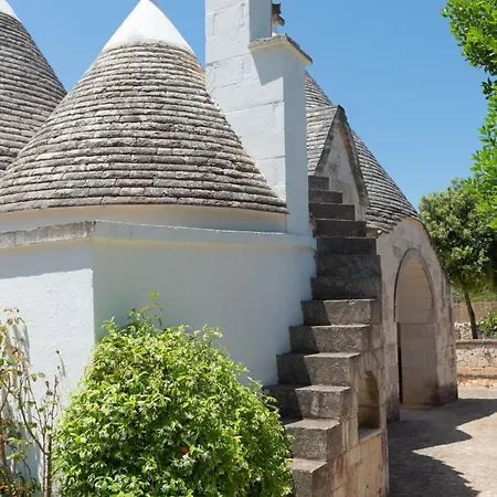 Trullo Tre Corbezzoli, Ostuni