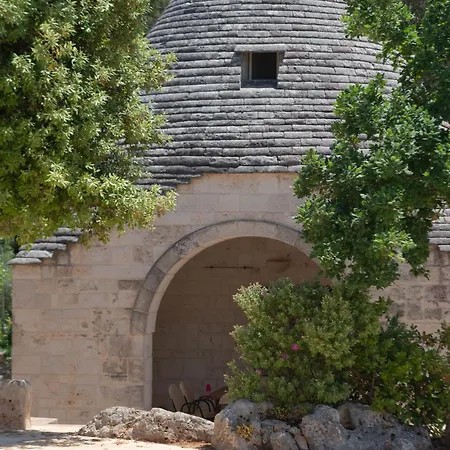 Holiday home Trullo Tre Corbezzoli,